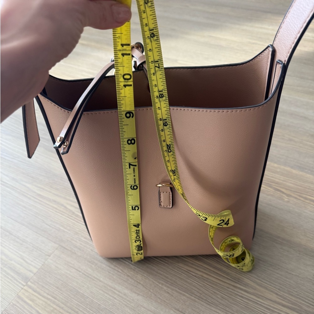 NWOT Anthropologie Mali+Lili vegan leather small shoulder bag: color tan - Picture 11 of 11